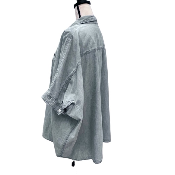 R13 FADED DENIM BLUE OVERSIZED BOXY BUTTON UP SHORT SLEEVE SHIRT - Picture 11 of 16